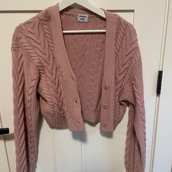 Aritzia Sweaters - Aritzia cropped cardigan